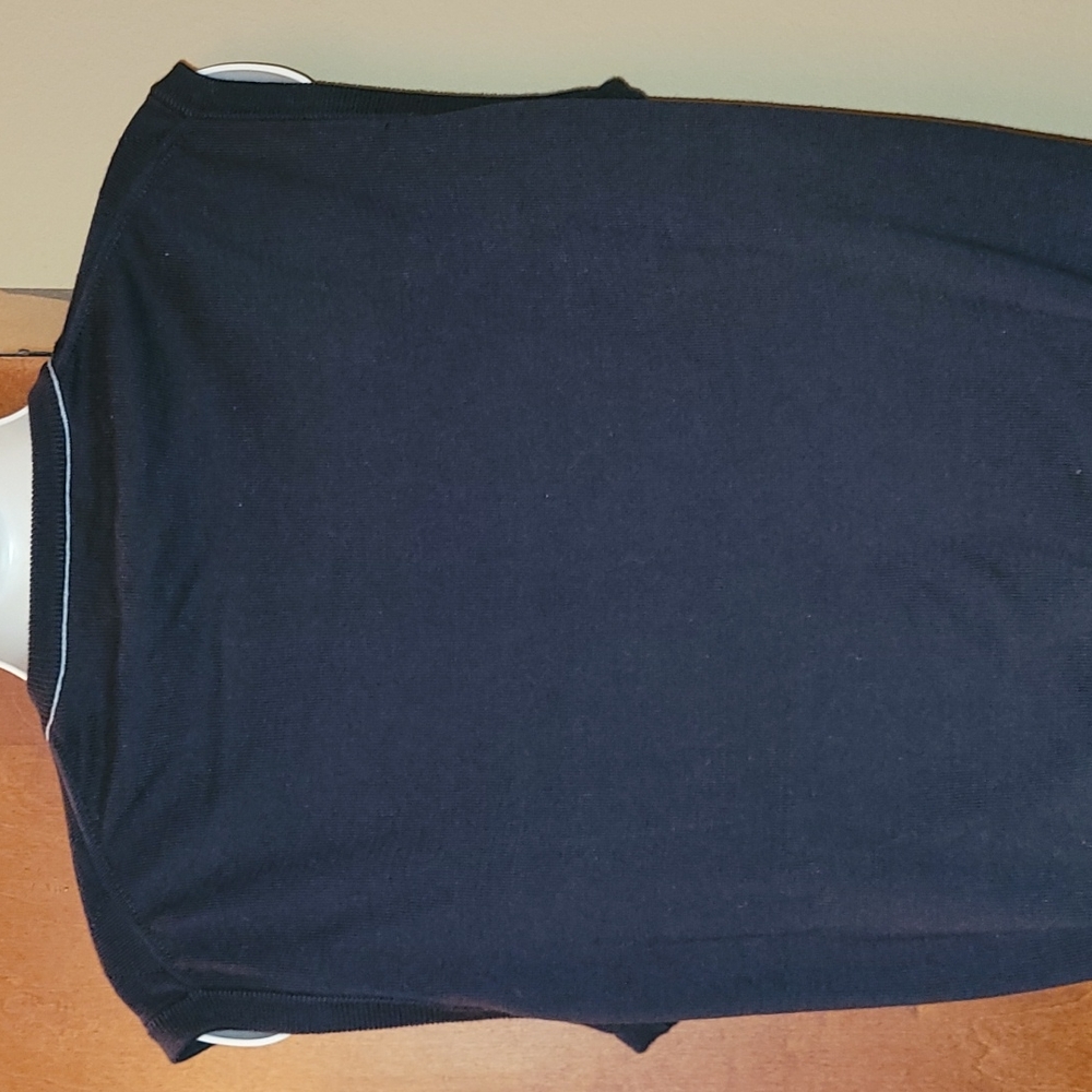 *Austin Reed Sweater Vest - Picture 2 of 3